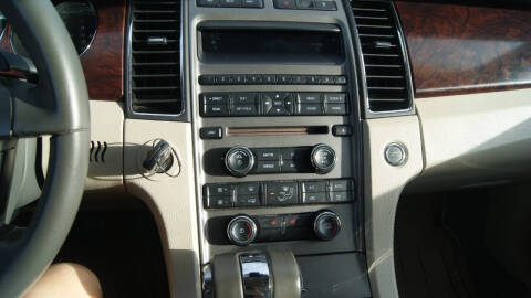 2010 Ford Taurus SEL