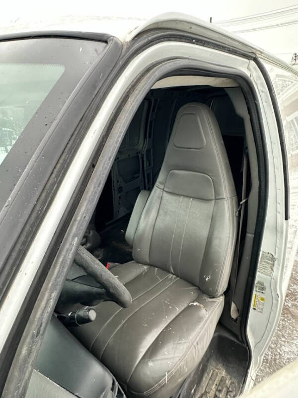 2016 Chevrolet Express 2500