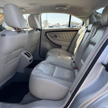 2010 Ford Taurus Limited