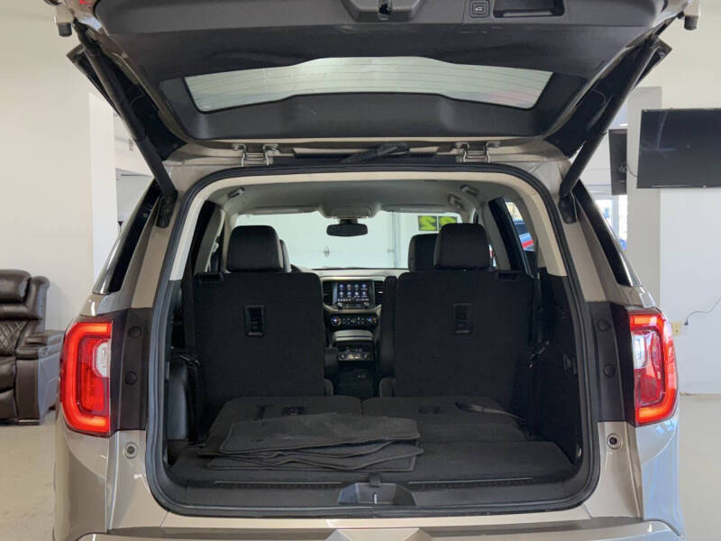 2022 GMC Acadia Denali