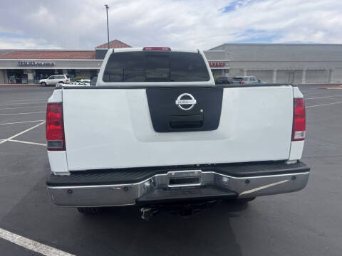 2005 Nissan Titan SE