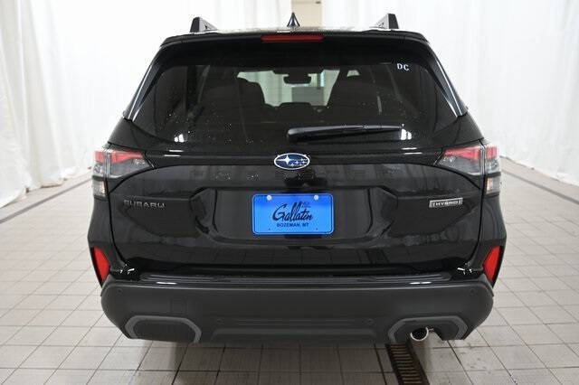 2025 Subaru Forester Limited Hybrid