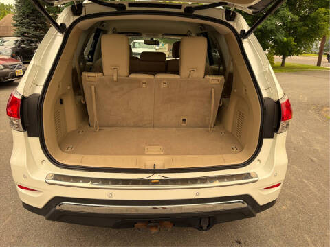 2015 Nissan Pathfinder SL