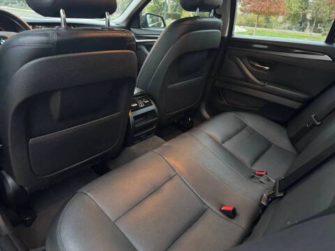 2014 BMW 5 Series 528i