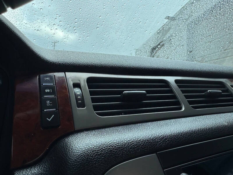 2011 GMC Yukon XL SLT 2500