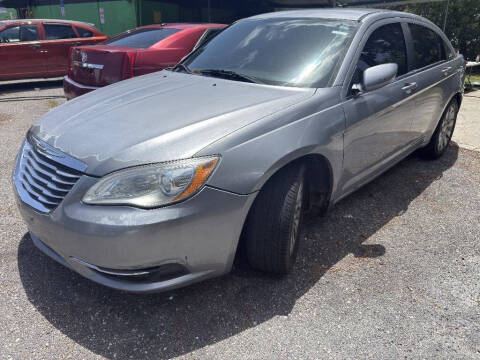 2013 Chrysler 200 LX