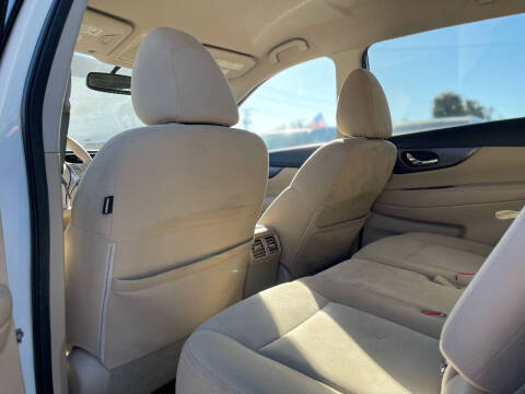 2015 Nissan Rogue SV