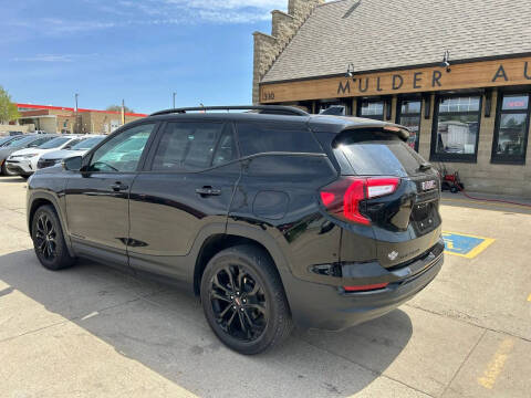 2022 GMC Terrain SLE