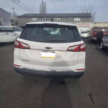 2018 Chevrolet Equinox LS