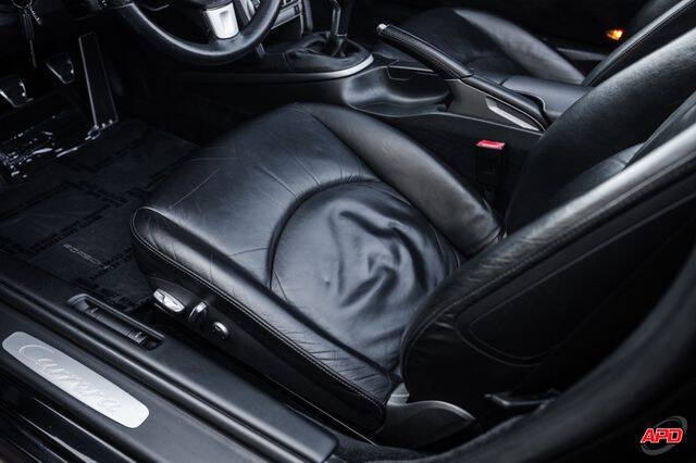 2005 Porsche 911 Carrera