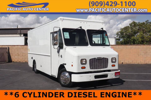 2015 Freightliner MT45 Chassis