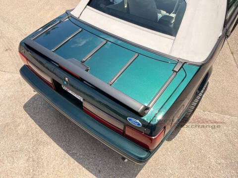 1990 Ford Mustang