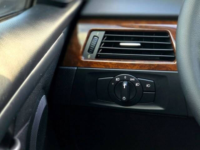 2007 BMW 3 Series 328xi