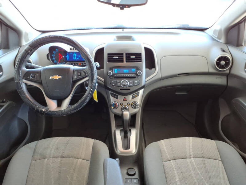 2013 Chevrolet Sonic LT Auto