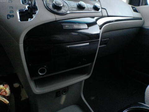 2011 Toyota Sienna