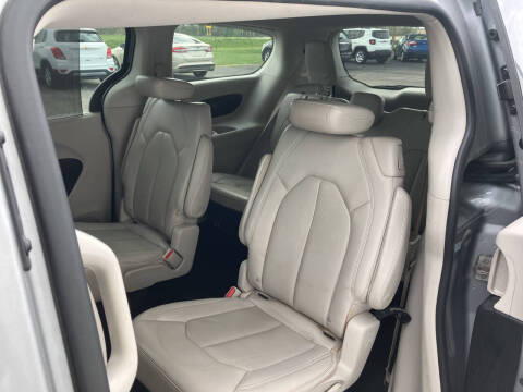 2021 Chrysler Voyager LXi