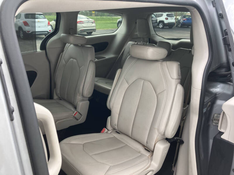 2021 Chrysler Voyager LXi