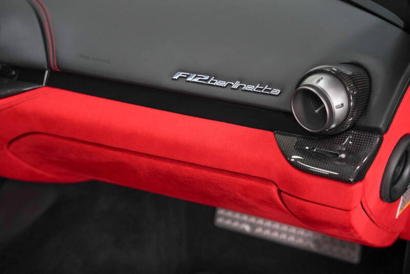 2016 Ferrari F12berlinetta