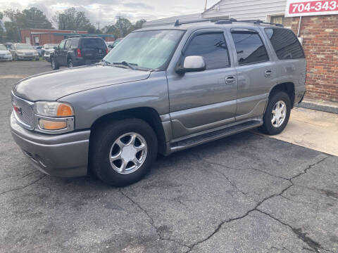 2006 GMC Yukon for sale at R & T Westside Auto Sales Inc in Charlotte NC