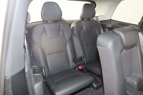 2024 Volvo XC90 B5 Plus Bright Theme