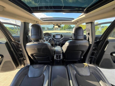 2018 Jeep Cherokee Latitude Plus