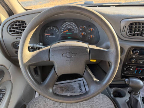 2004 Chevrolet TrailBlazer LS