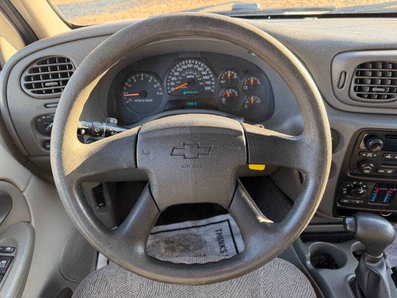 2004 Chevrolet TrailBlazer LS