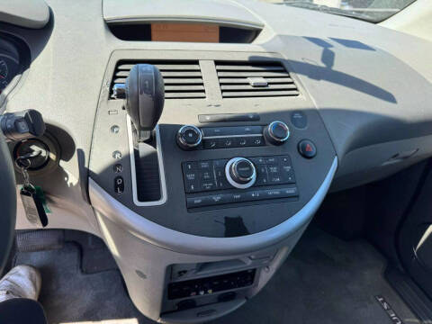 2009 Nissan Quest