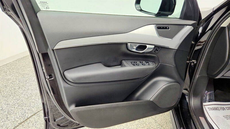 2024 Volvo XC90 B5 Core Bright Theme