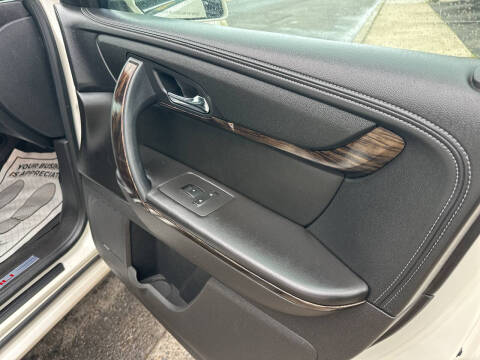 2013 GMC Acadia Denali
