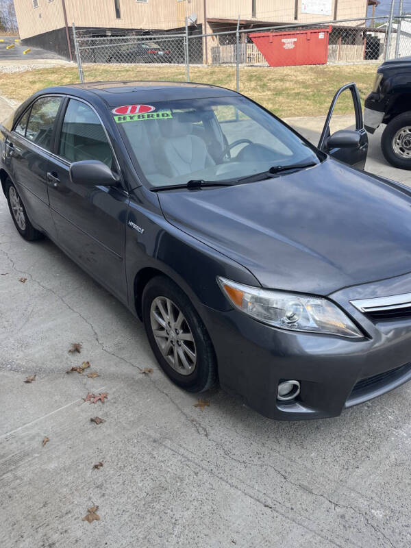 2011 Toyota Camry Hybrid's photo
