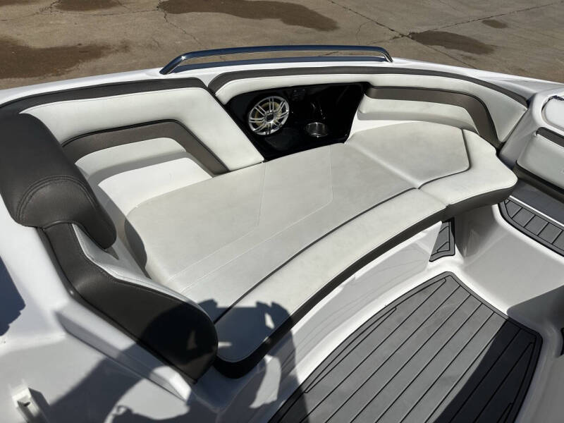 2016 Yamaha 242Limited