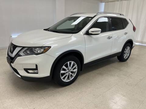 2019 Nissan Rogue for sale at Kerns Ford Lincoln in Celina OH