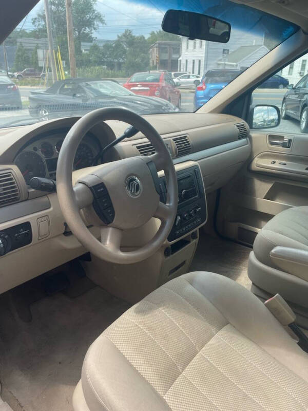 2004 Mercury Monterey Convenience