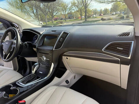 2018 Ford Edge Titanium