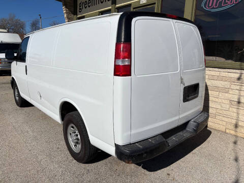 2017 Chevrolet Express 2500
