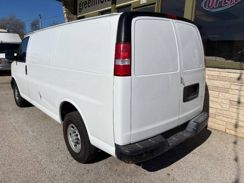 2017 Chevrolet Express 2500