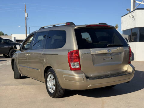 2007 Hyundai Entourage SE