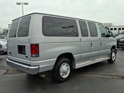 2008 Ford E-Series E-350 SD XLT