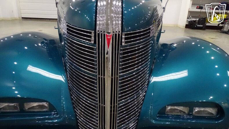1937 Pontiac Coupe