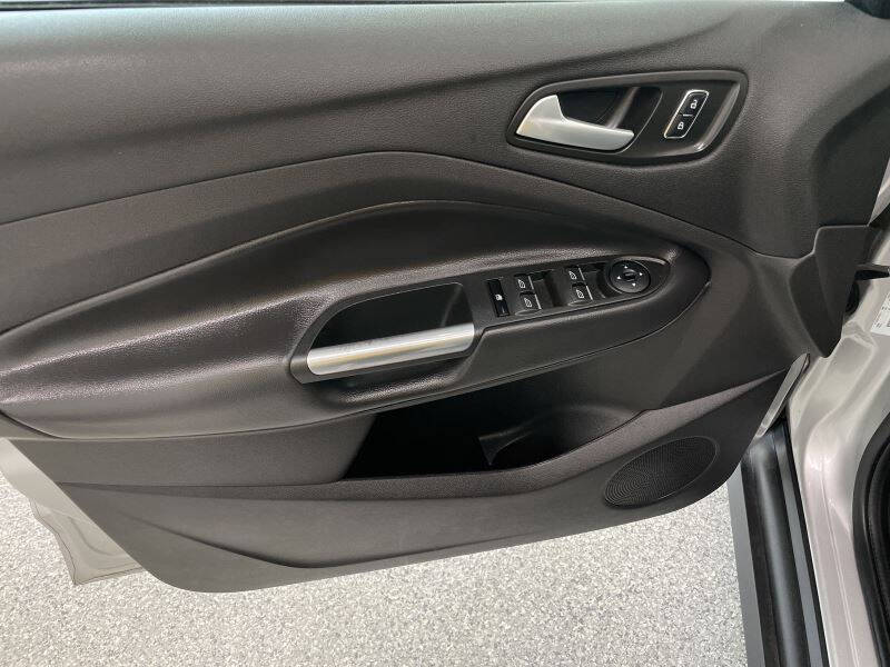 2016 Ford C-MAX Hybrid SE