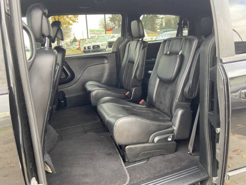 2016 Dodge Grand Caravan SXT Plus