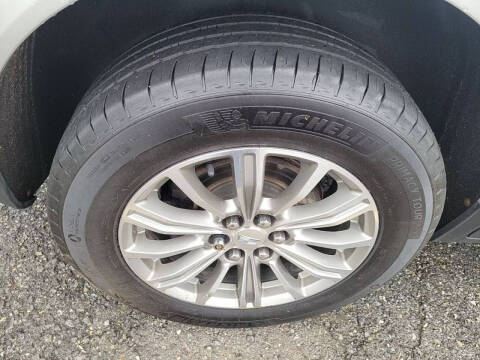 2017 Cadillac XT5 Luxury