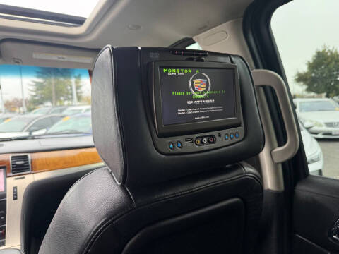 2014 Cadillac Escalade Platinum