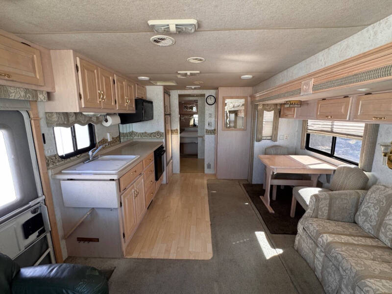 2001 Newmar Dutch Star