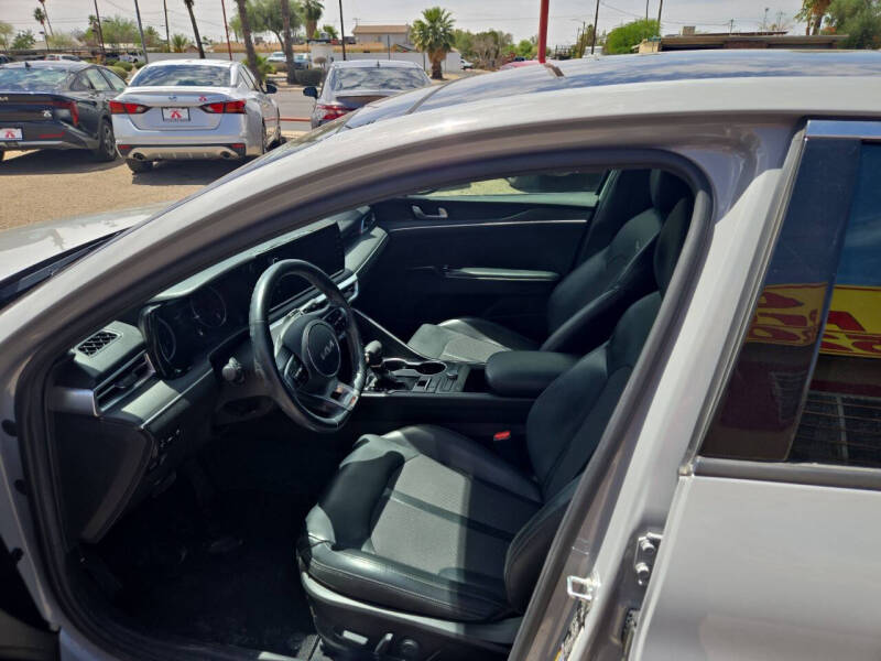 2022 Kia K5
