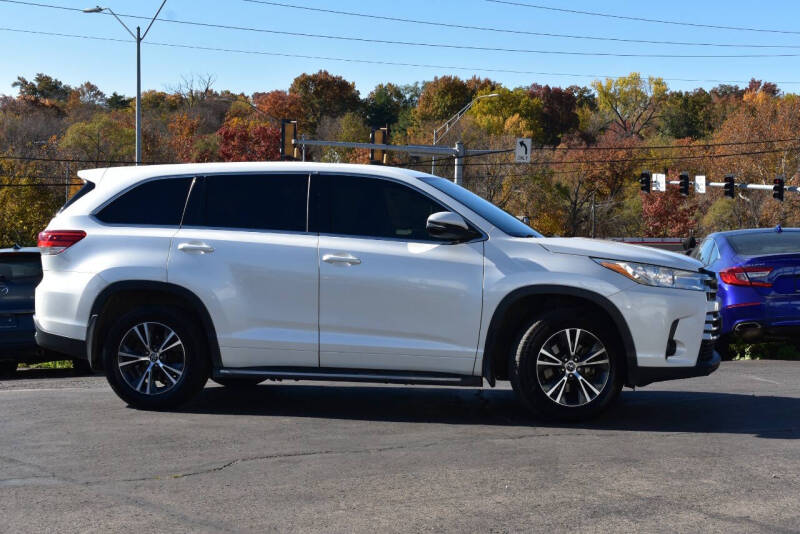 2017 Toyota Highlander LE