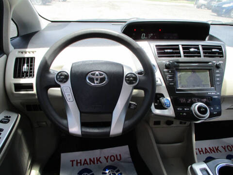 2012 Toyota Prius v Two