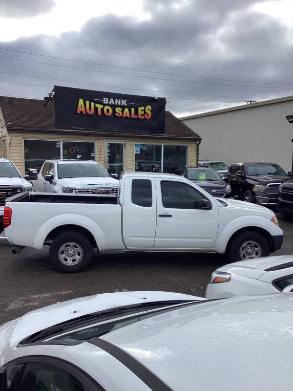 2014 Nissan Frontier for sale at BANK AUTO SALES in Wayne MI