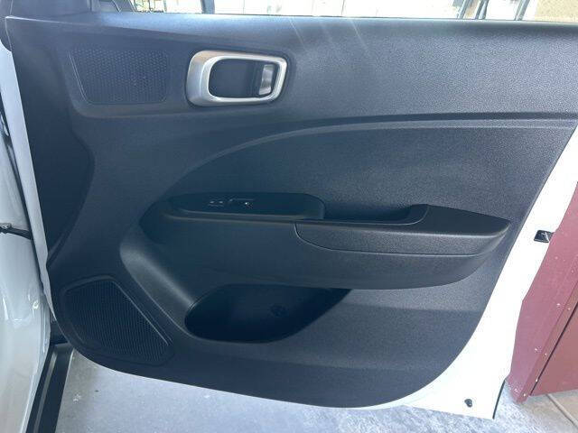 2026 Hyundai Venue SE